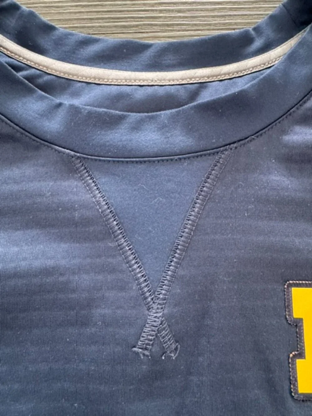 Nike Jordan Brand Michigan Wolverines Crewneck Sweatshirt Size L Navy Dri-Fit
